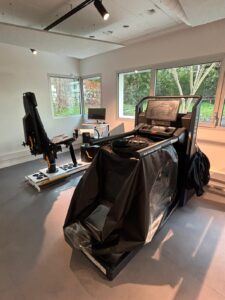 Photo d'une installation à IMSS Marseille, Alter G tapis anti-gravité et isocinétisme humac norm